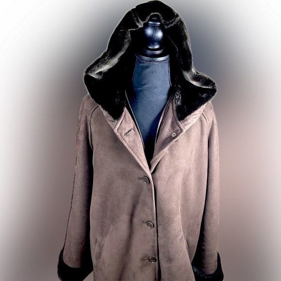 Liz Claiborne Jackets & Blazers - Liz Claiborne Shearling Womans 1X, Suede look & feel, Fur look & feel. Coco BRWN